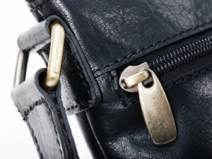 Kézitáska Shoulderbag Small Black LB019 9 LB019 4