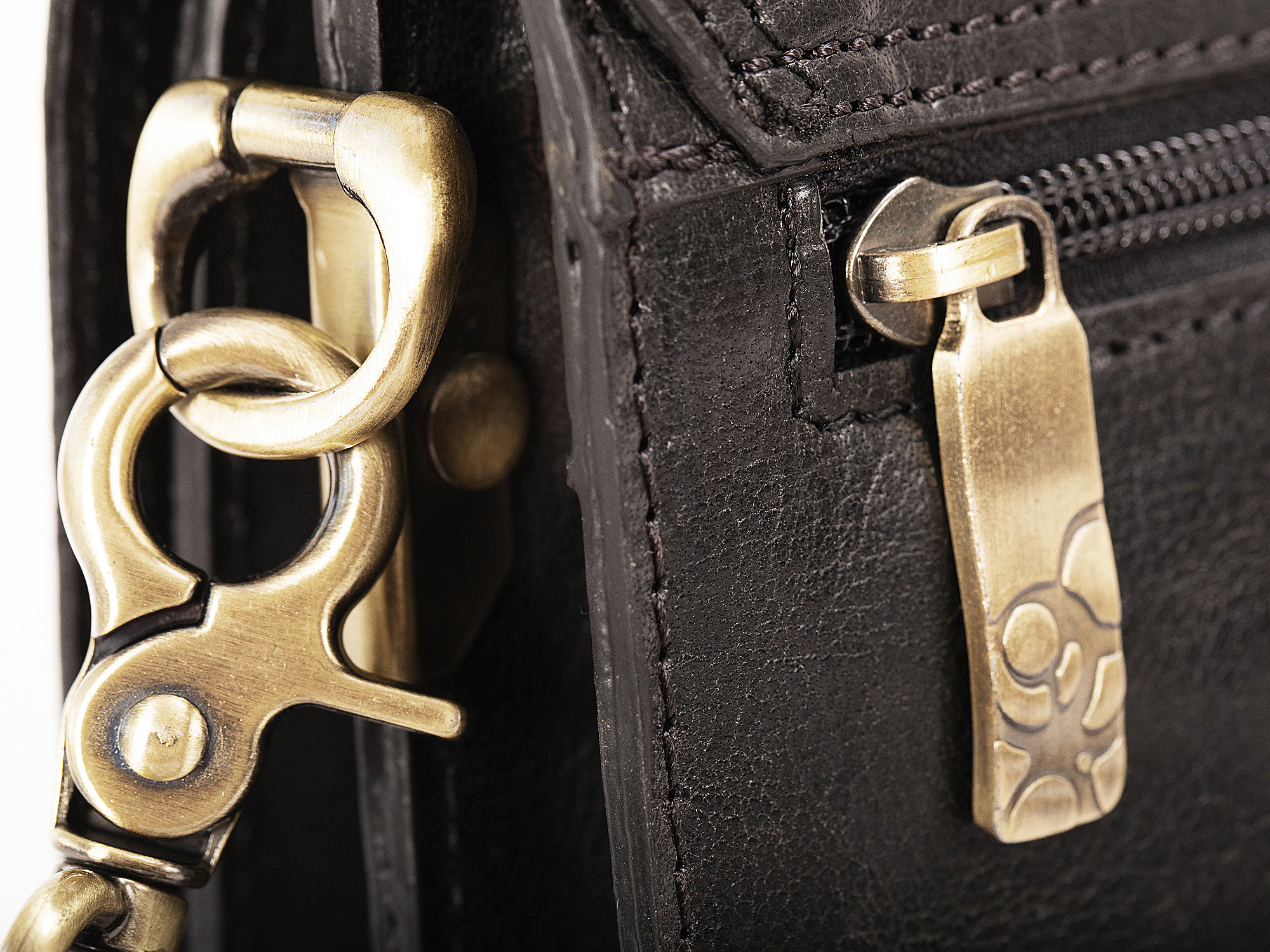 Kézitáska Flapbag Small Black LB035 3 Kézitáska Flapbag Small Black LB035 - Image 3