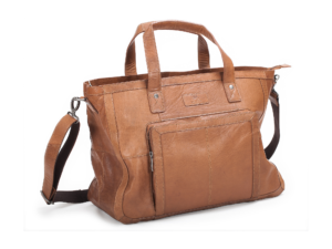 Tan színű bivalybőr utazómodell Weekendbag BB061-1, Nagy méretű utazó kiegészítő BB061-1 17 inch laptop rekesszel, Bivalybőr Weekendbag Tan BB061-1 kézipoggyász méret, taska