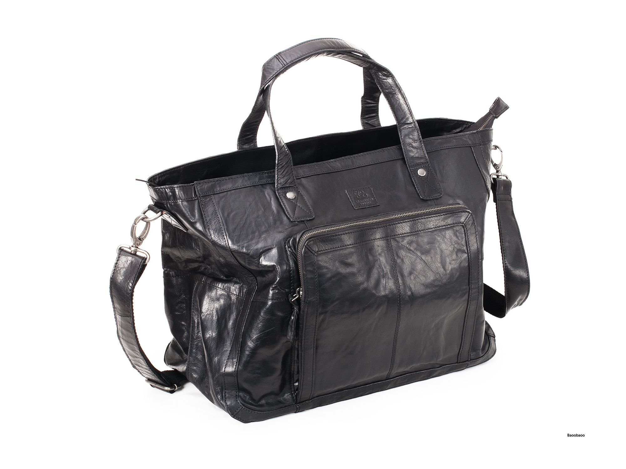 Hétvégi táska Weekendbag Black BB062 1 Fekete bivalybőr utazómodell Weekendbag BB062, Nagy méretű utazó kiegészítő BB062 vállpánttal, Bivalybőr Weekendbag BB062 hordozó fülei és cipzárja, bor, taska